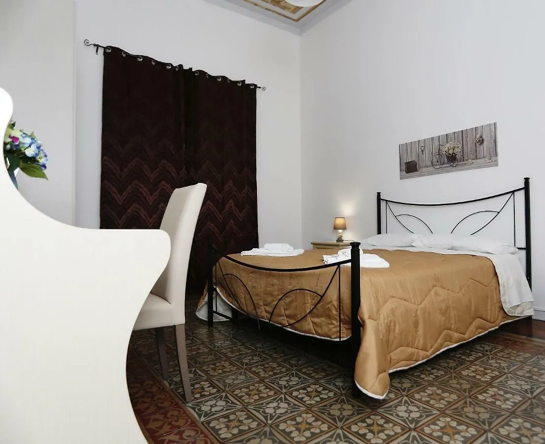 Bed and Breakfast Rest And Go à Palerme Couette-café